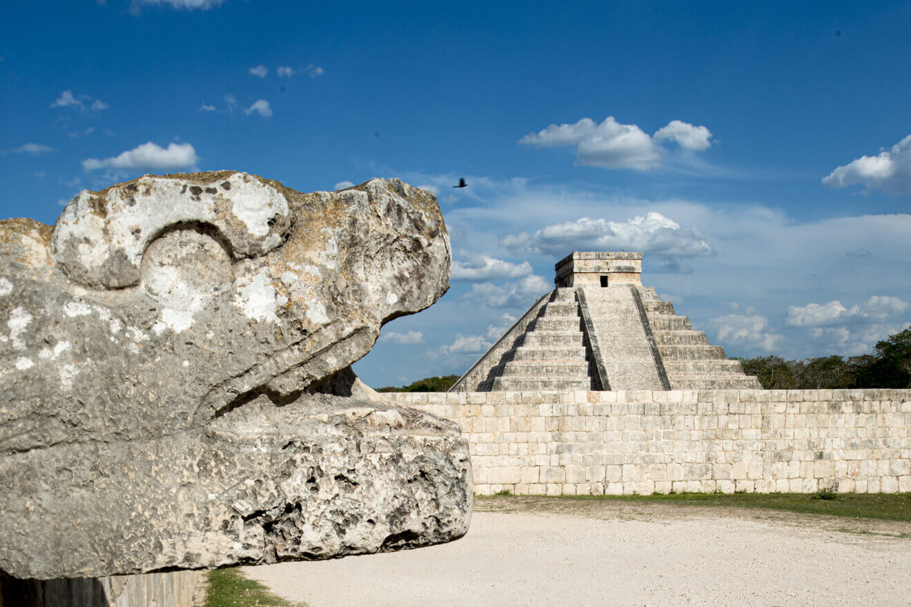 Visite guidée de Chichén Itzá : histoire vivante du monde maya
